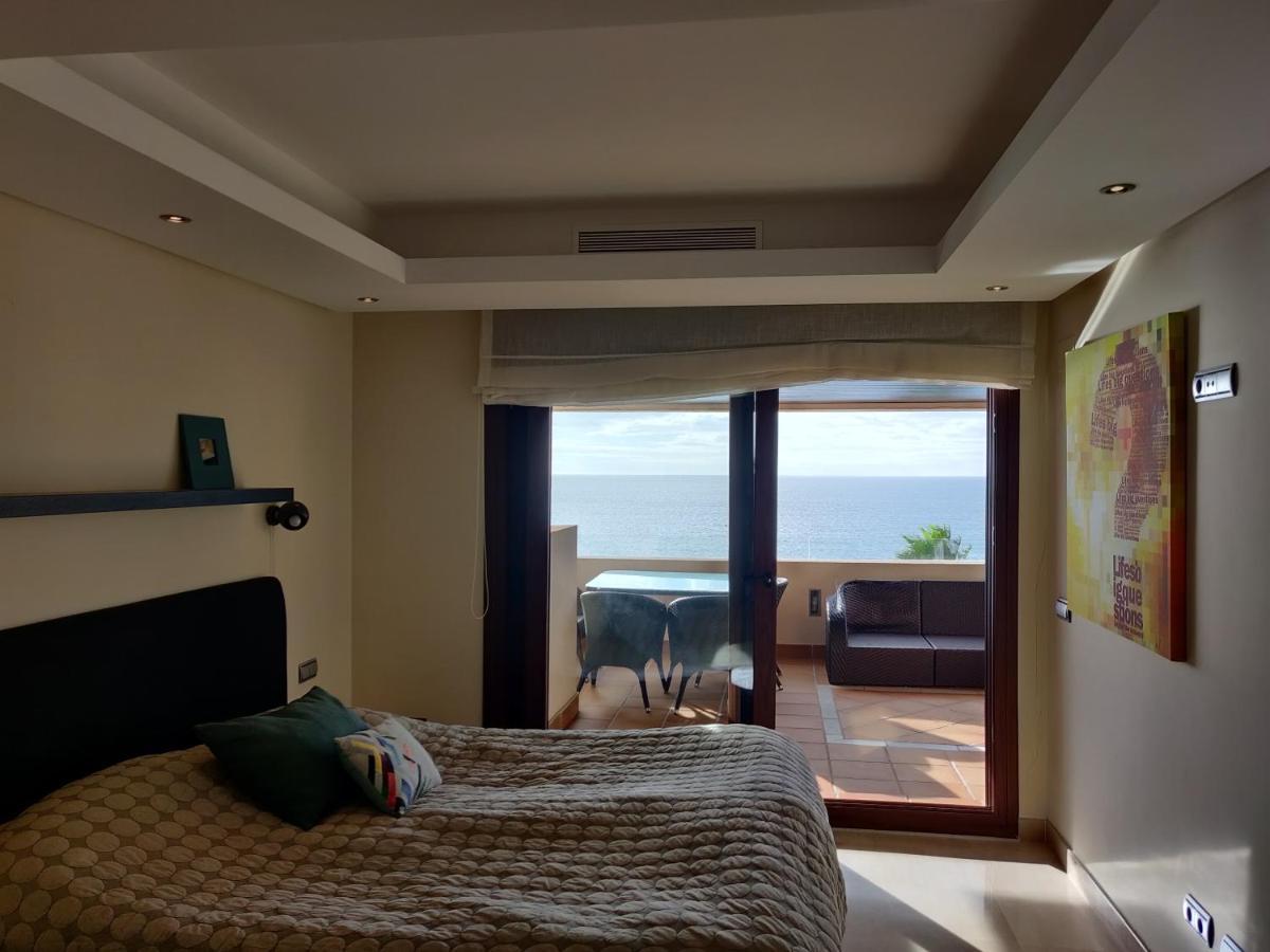 Apartmán Bahia De La Plata Seafront Estepona Exteriér fotografie