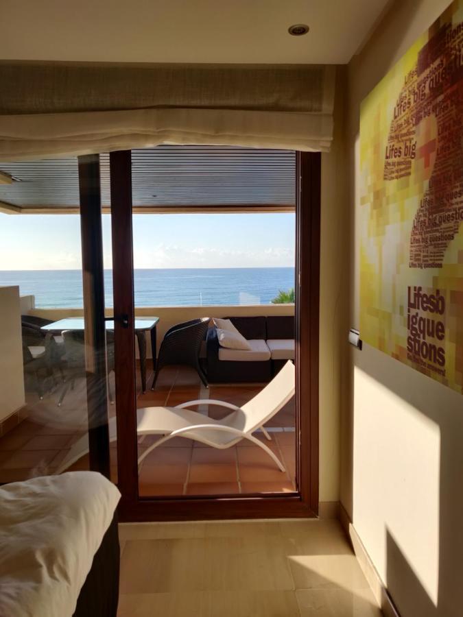 Apartmán Bahia De La Plata Seafront Estepona Exteriér fotografie