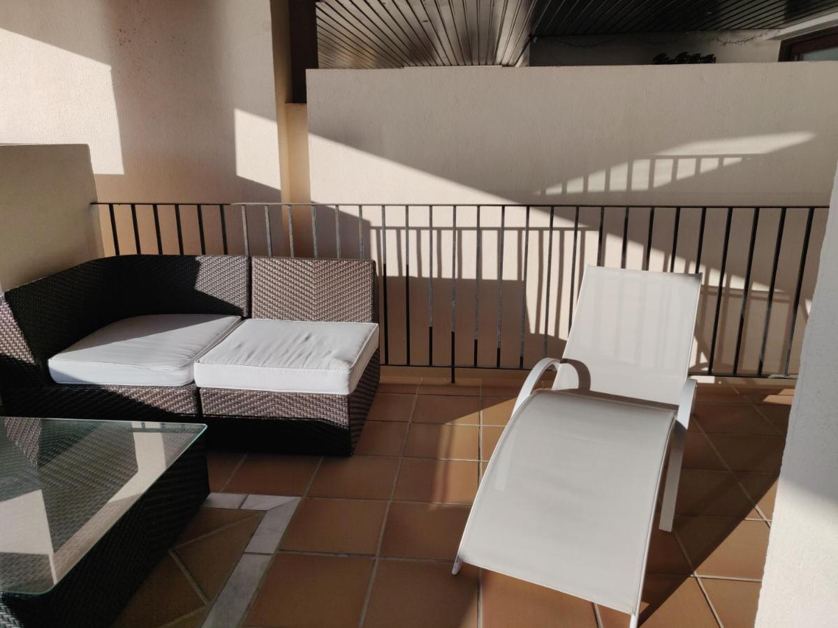 Apartmán Bahia De La Plata Seafront Estepona Exteriér fotografie